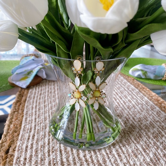 ✨ BOHO CREAM GOLD BEADED FLORAL CUSTOME JEWELRY EARRINGS! - Picture 10 of 10